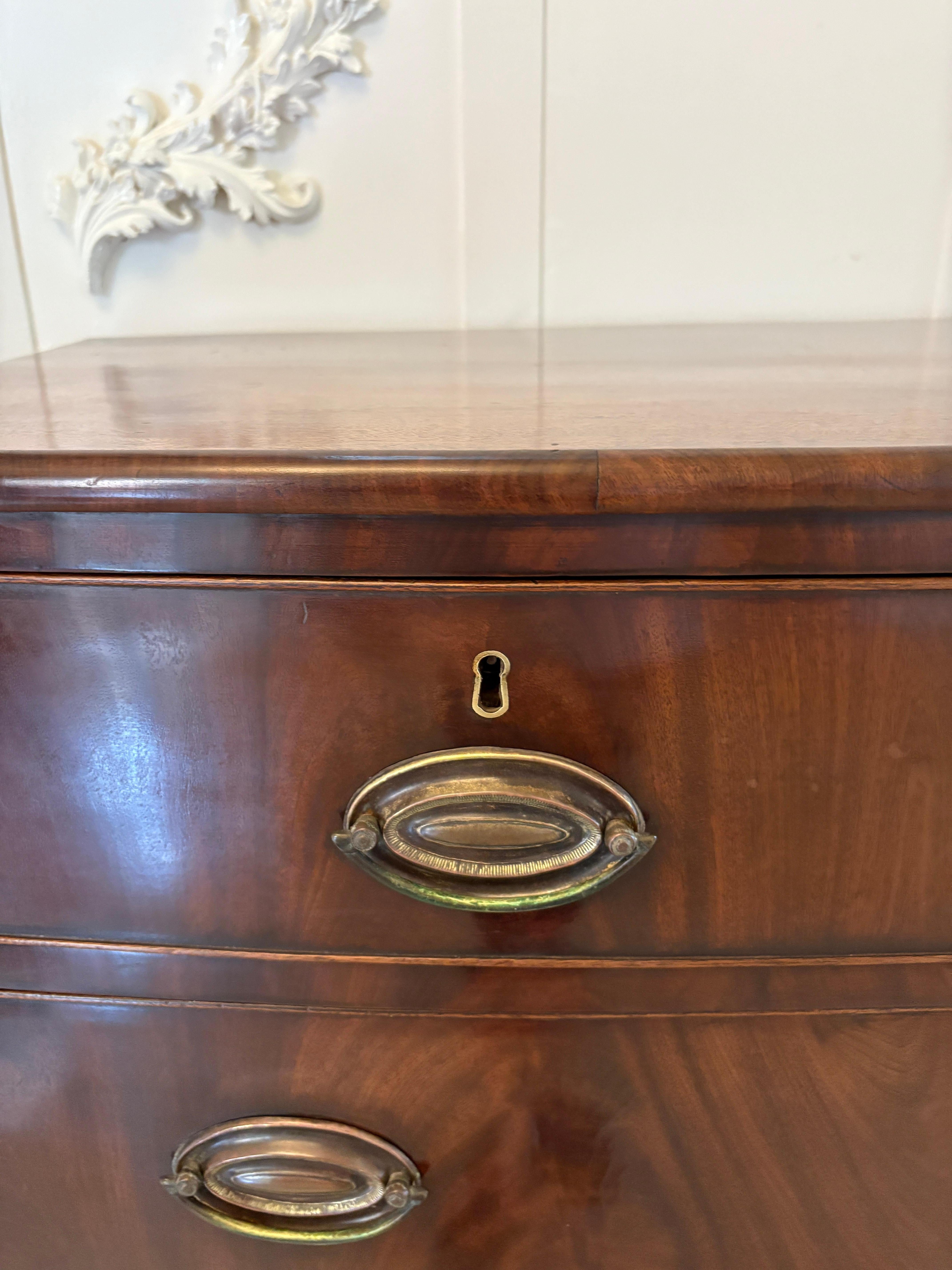 Antique Regency Quality Figured Mahogany Bow Fronted Chest of 5 Drawers For Sale 4