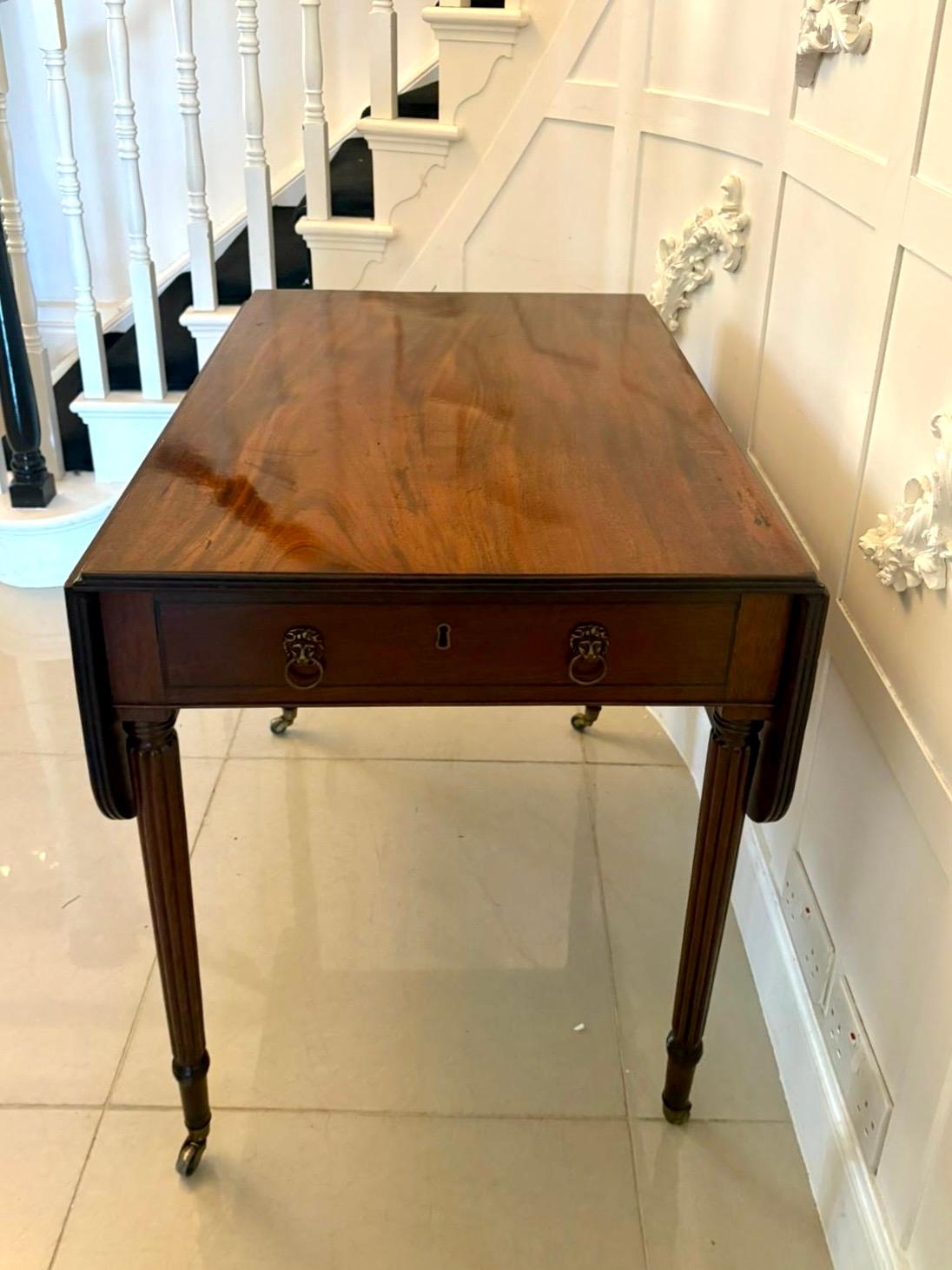 Antique Regency Quality Figured Mahogany Pembroke Table For Sale 6