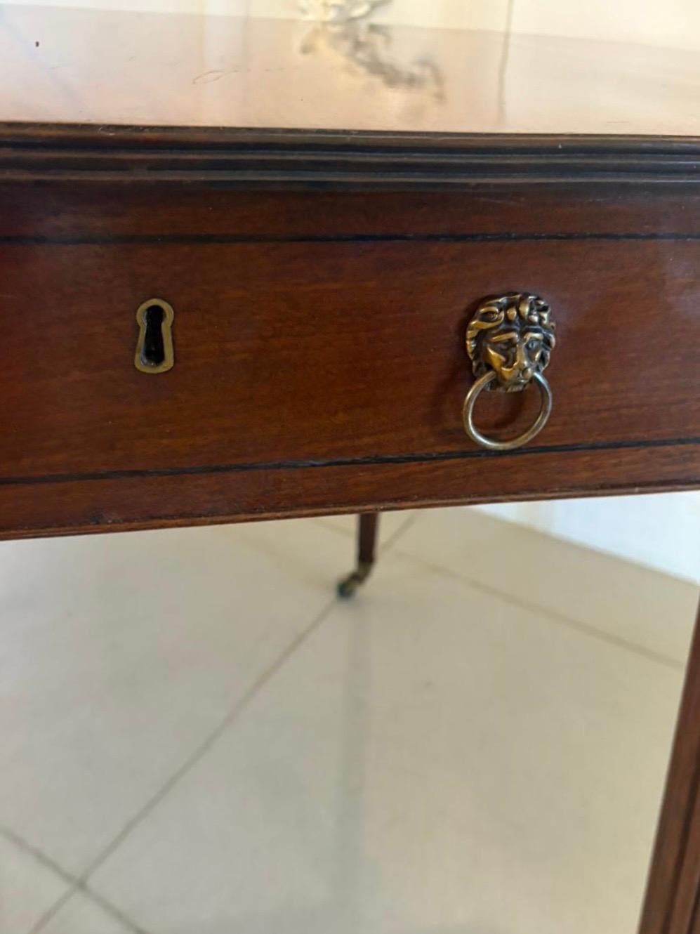 Antique Regency Quality Figured Mahogany Pembroke Table For Sale 2