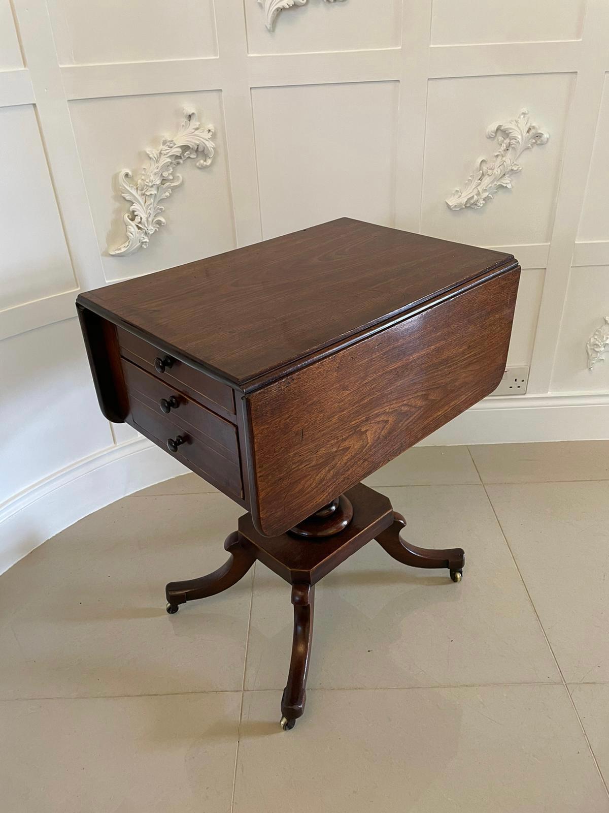Regency Lampe / table d'appoint sur pied en acajou de qualité Régence antique en vente