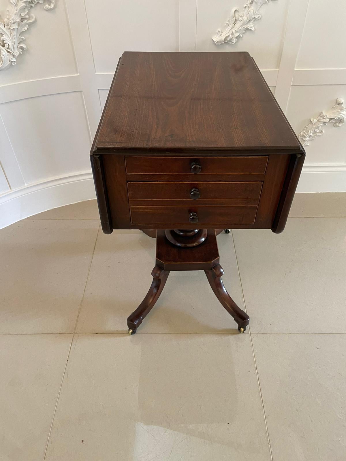 Early 19th Century Antique Regency Quality Mahogany Free Standing Lamp / Side Table For Sale
