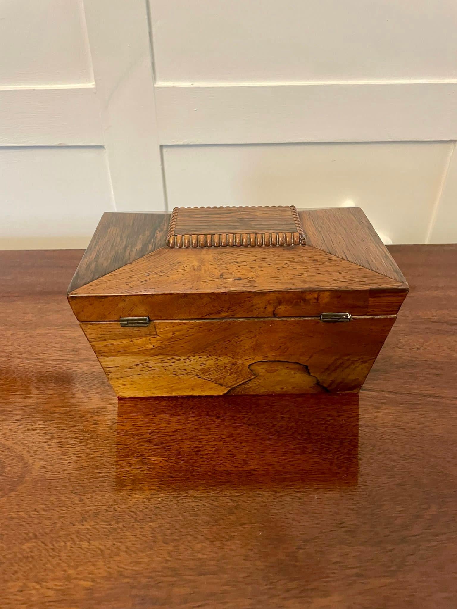 Antique Regency Quality Rosewood Tea Caddy  In Good Condition For Sale In Suffolk, GB