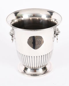 Ancienne glacière à vin/champagne en métal argenté de style Regency Revival Fin du 19e siècle