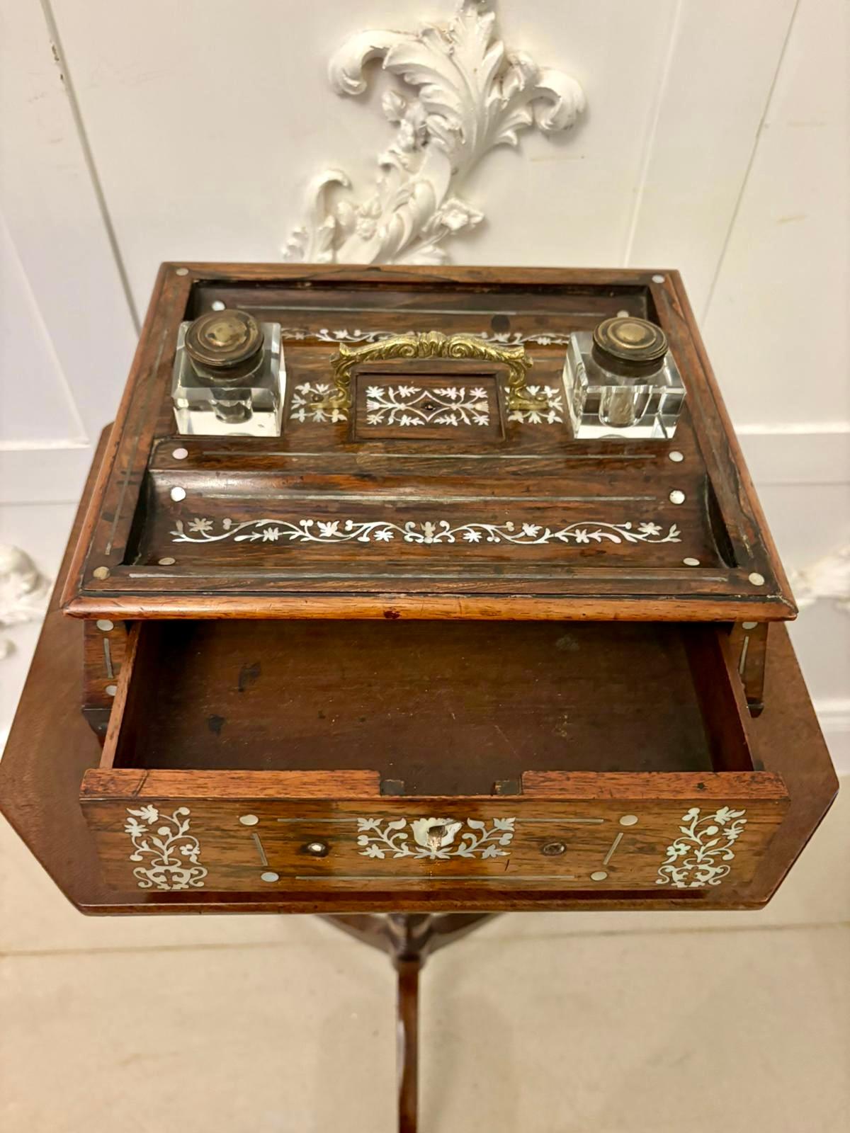 Palissandro Antico set da scrittura intarsiato in palissandro Regency con calamai in vendita