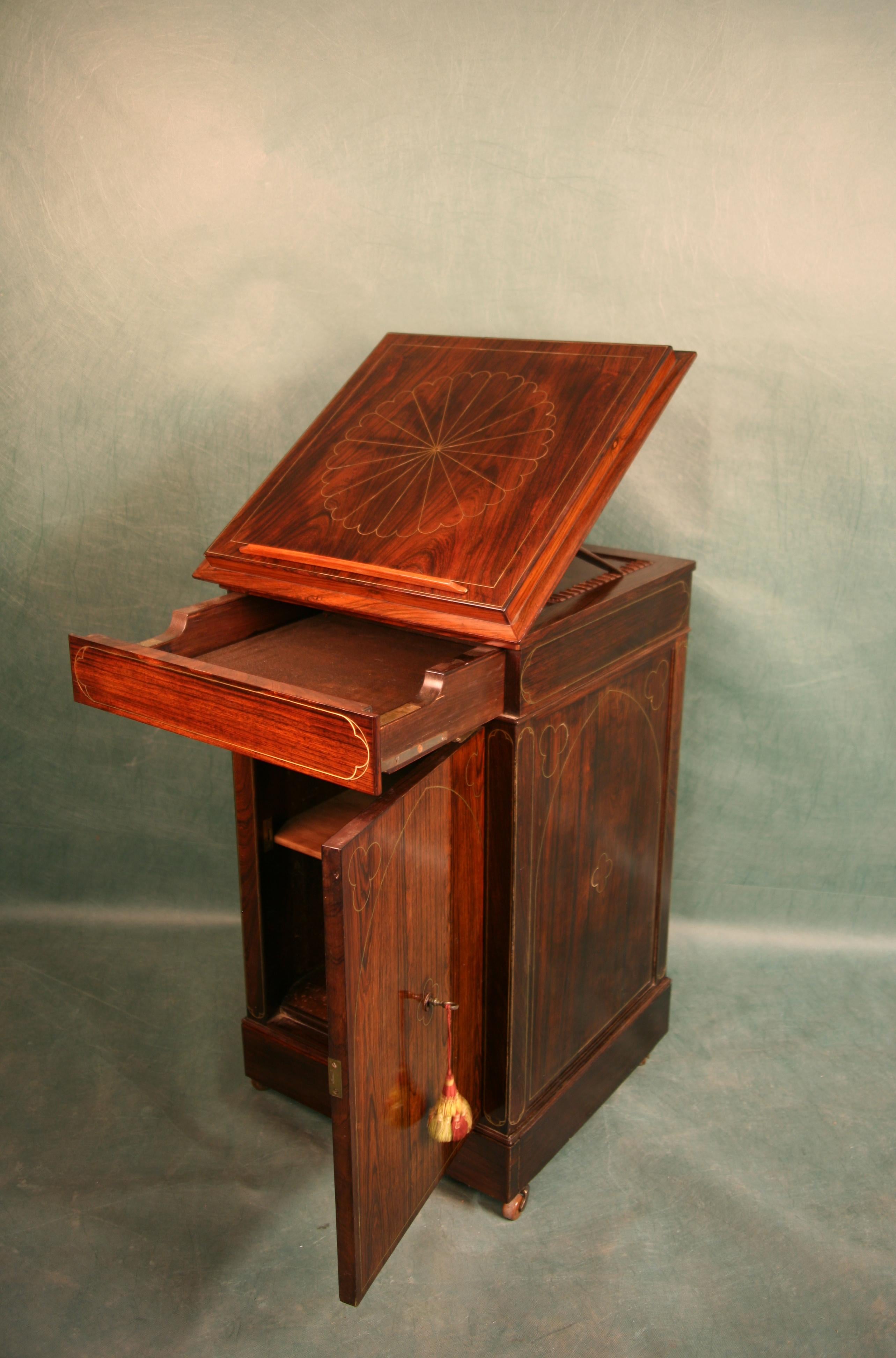 British Antique Regency lectern Cabinet, circa 1820 For Sale