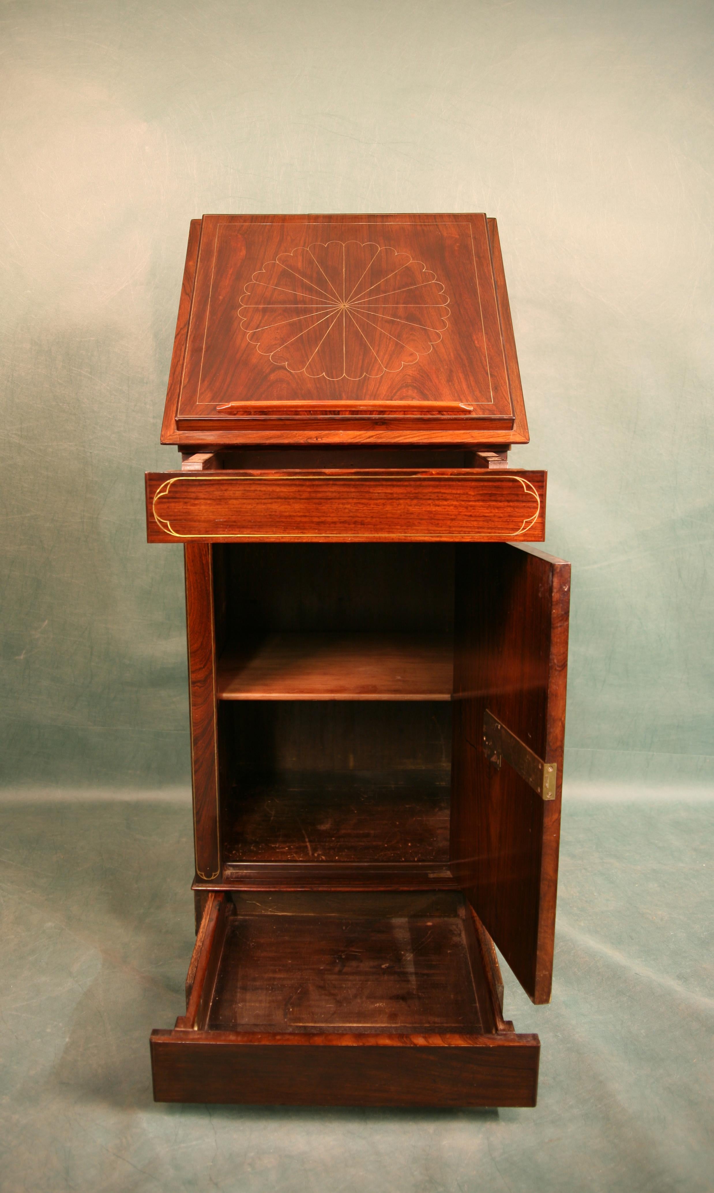 Antique Regency lectern Cabinet, circa 1820 For Sale 1