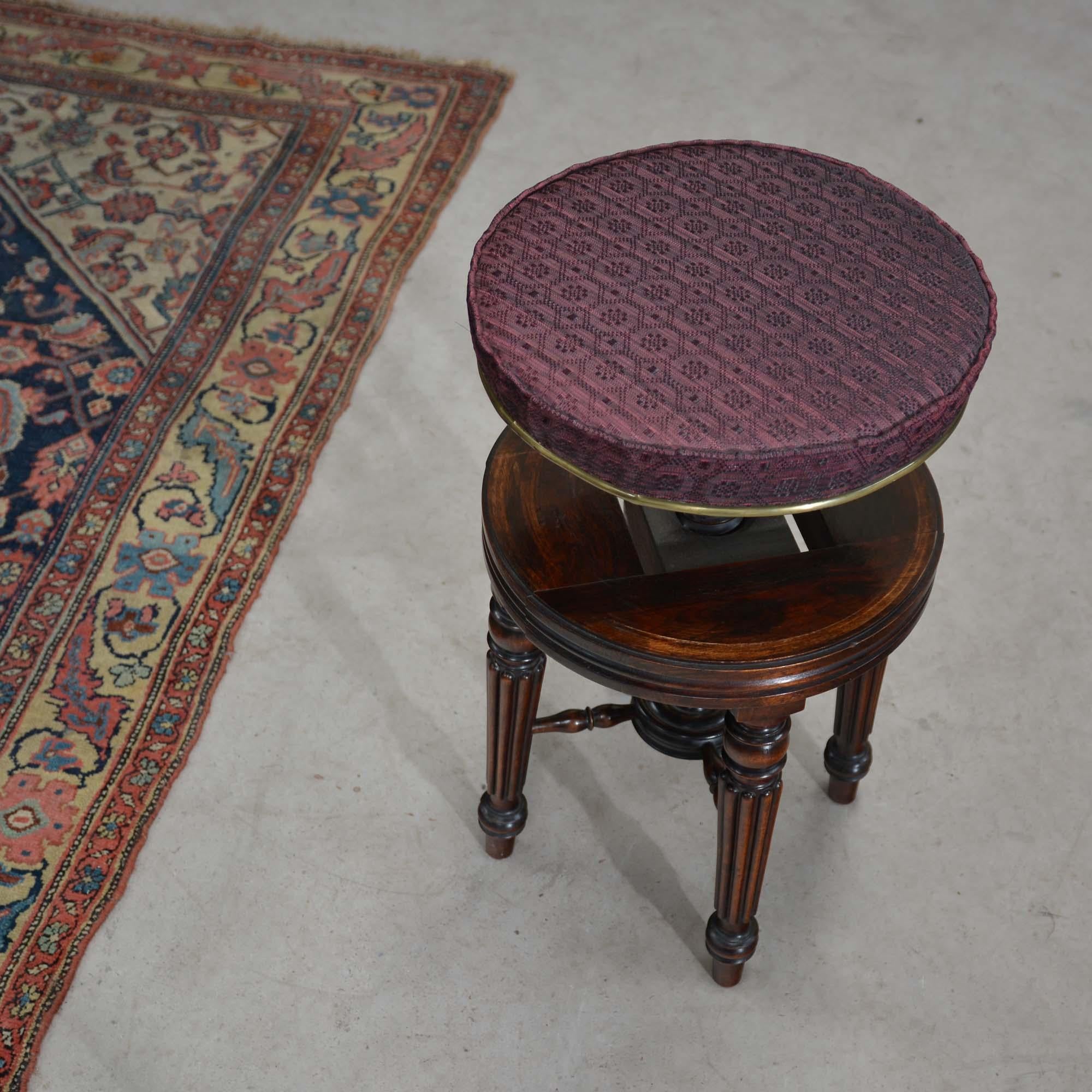 Tabouret de musique ancien en bois de rose de style Régence en vente 5