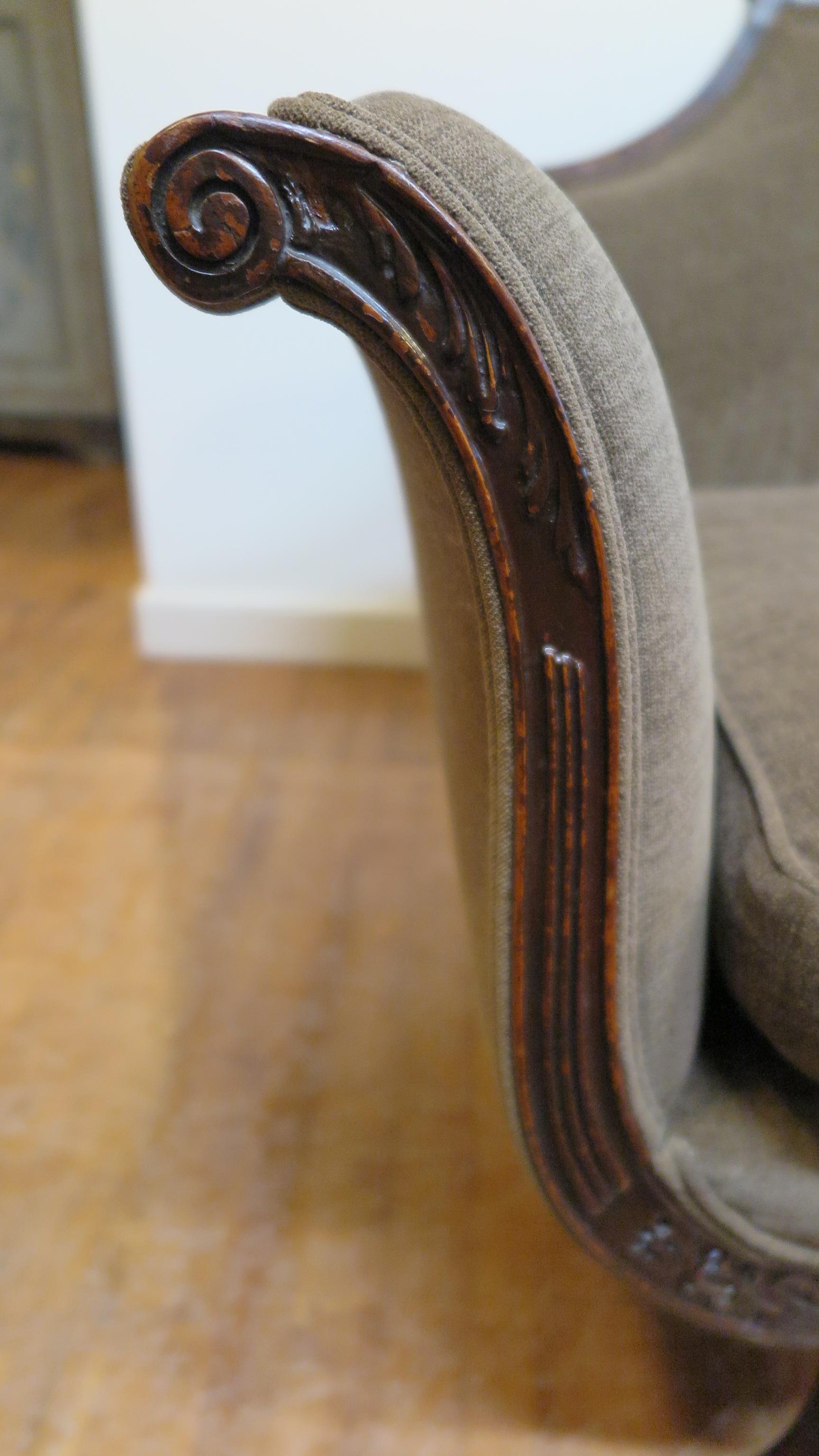 Antique Regency Sofa 1