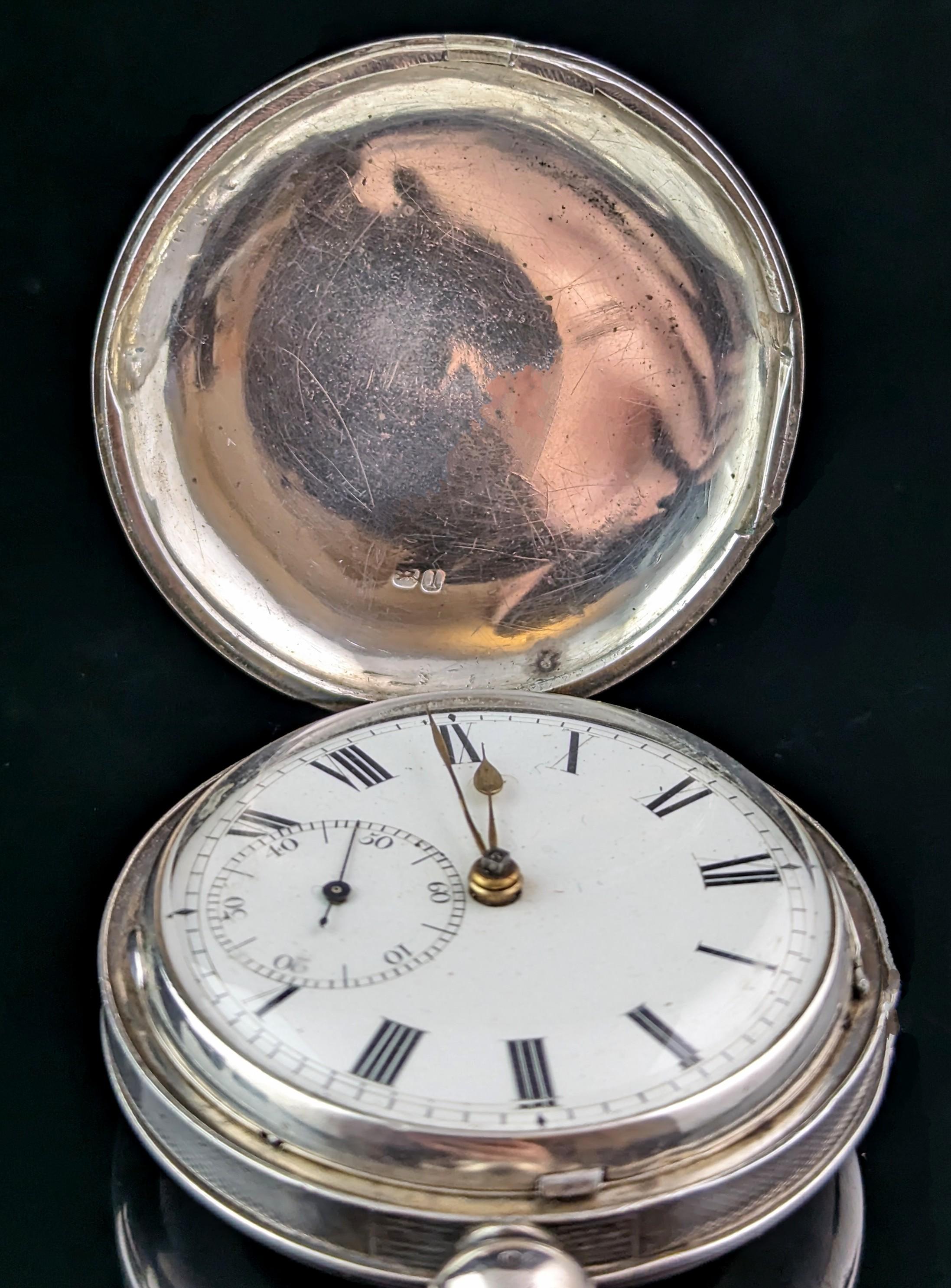 Antique Regency Sterling silver full hunter pocket watch, Fusee movement  In Good Condition For Sale In NEWARK, GB