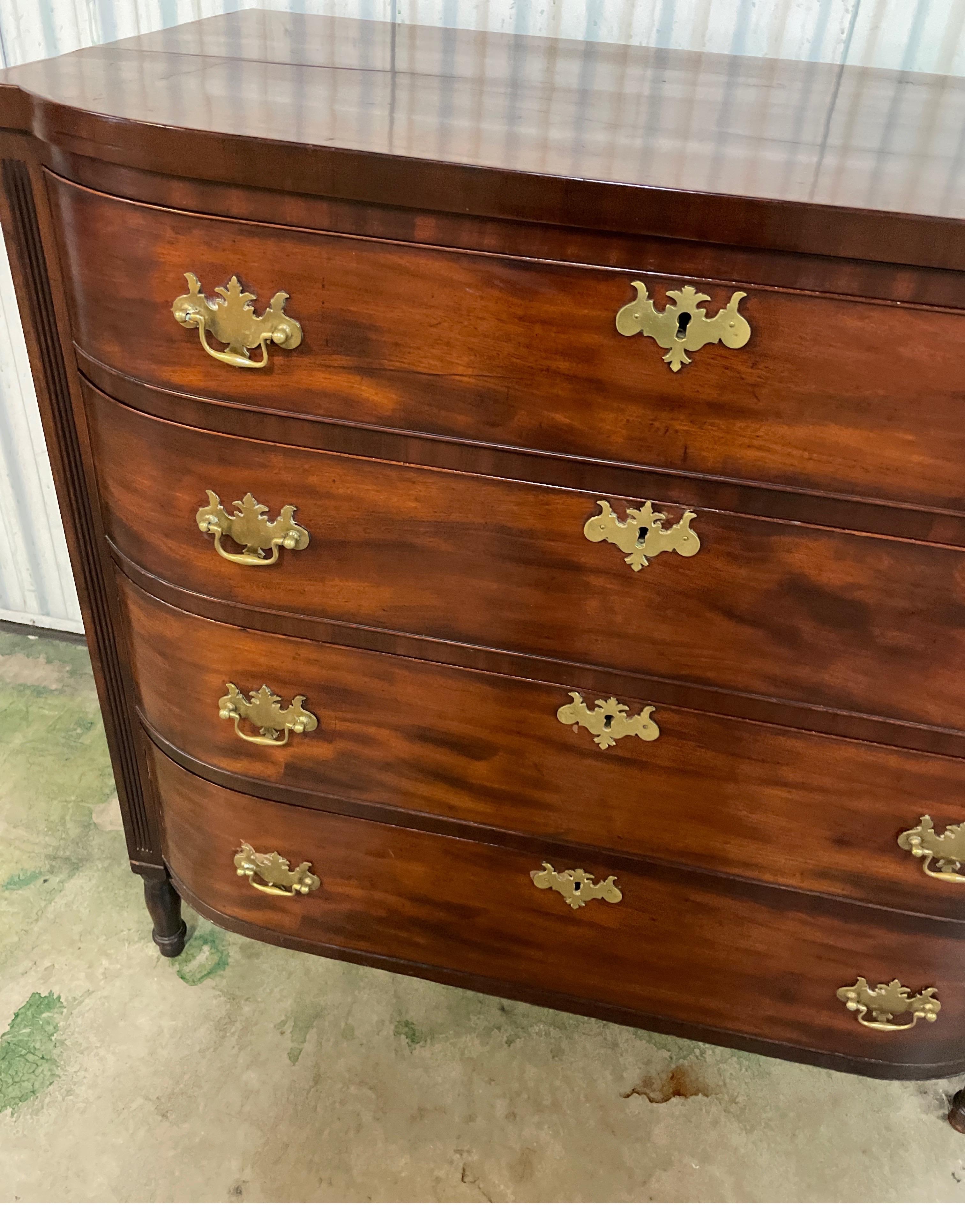 Antique Regency Style Bow Front Dresser In Good Condition For Sale In West Palm Beach, FL