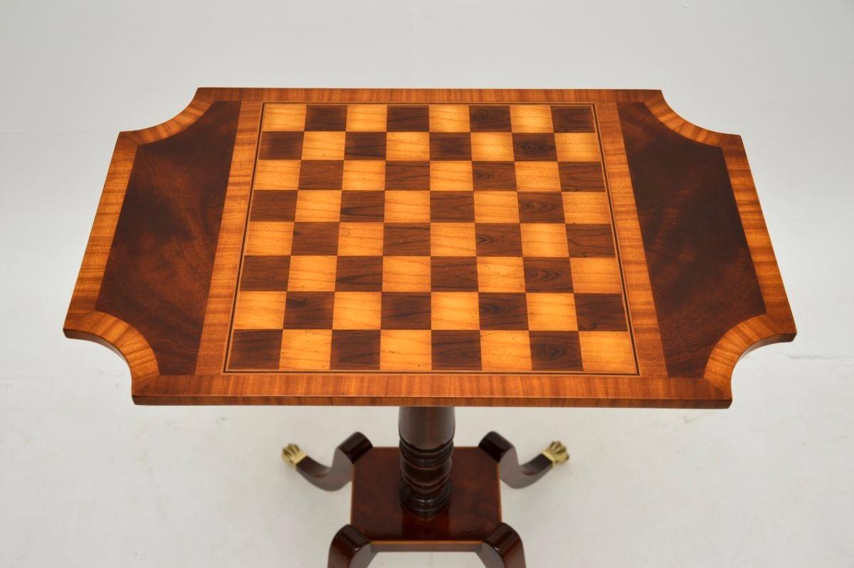 Antique Regency Style Chess Table In Good Condition For Sale In London, GB