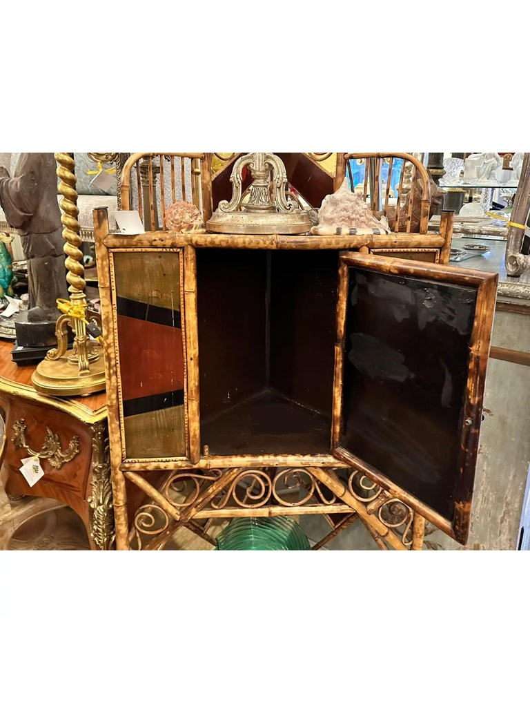 Antique Regency Style Chinoiserie Decorated Corner Bookcase