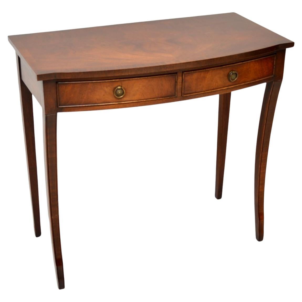 Ancienne table console de style Régence