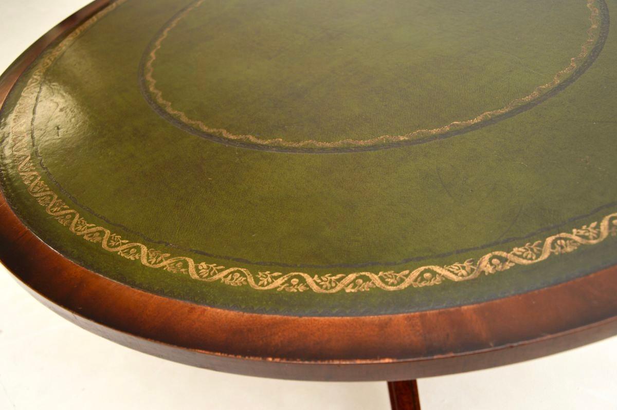 Antique Regency Style Leather Top Coffee Table In Good Condition In London, GB