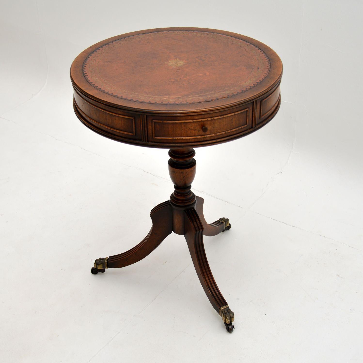 Antique Regency Style Leather Top Drum Table In Good Condition In London, GB