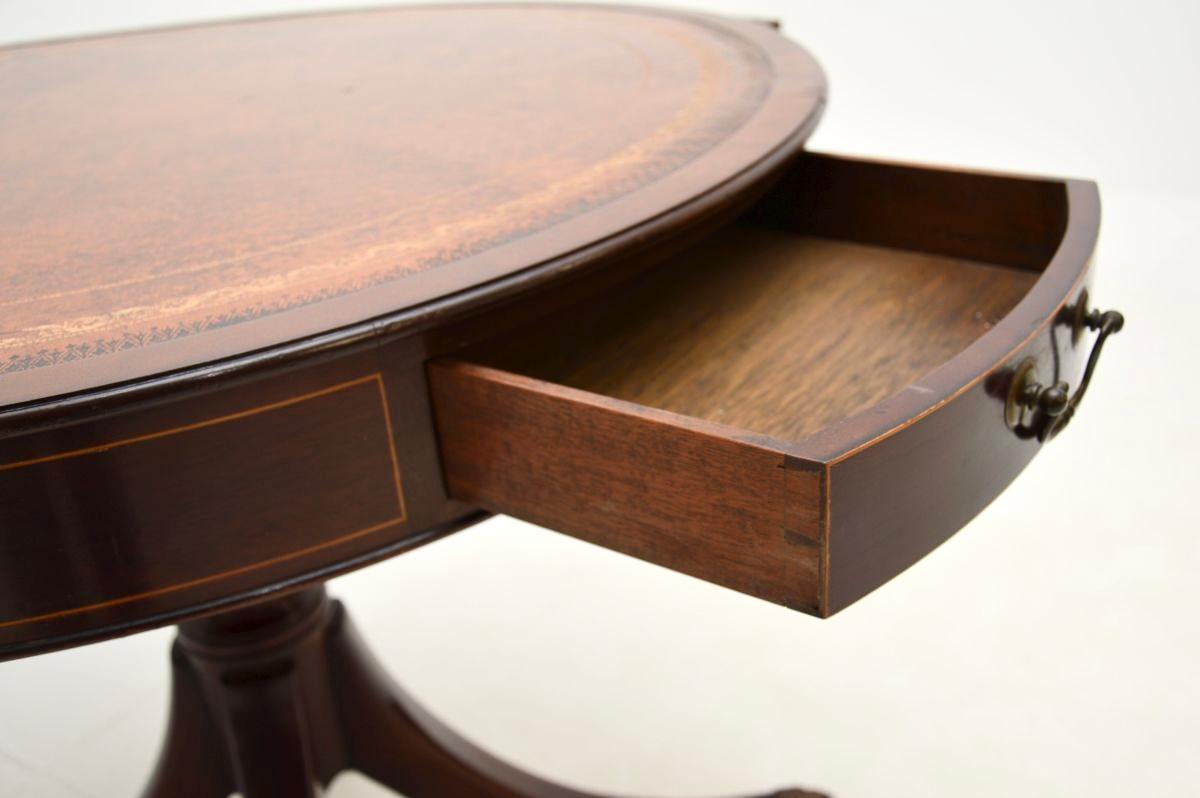Antique Regency Style Leather Top Drum Table In Good Condition In London, GB