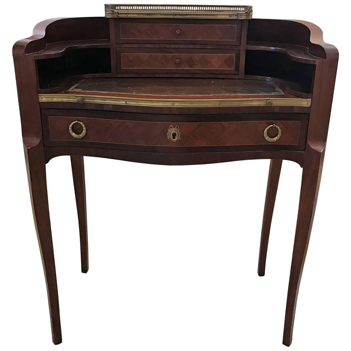 Antique Regency Style Mahogany and Leather Writing Desk For Sale