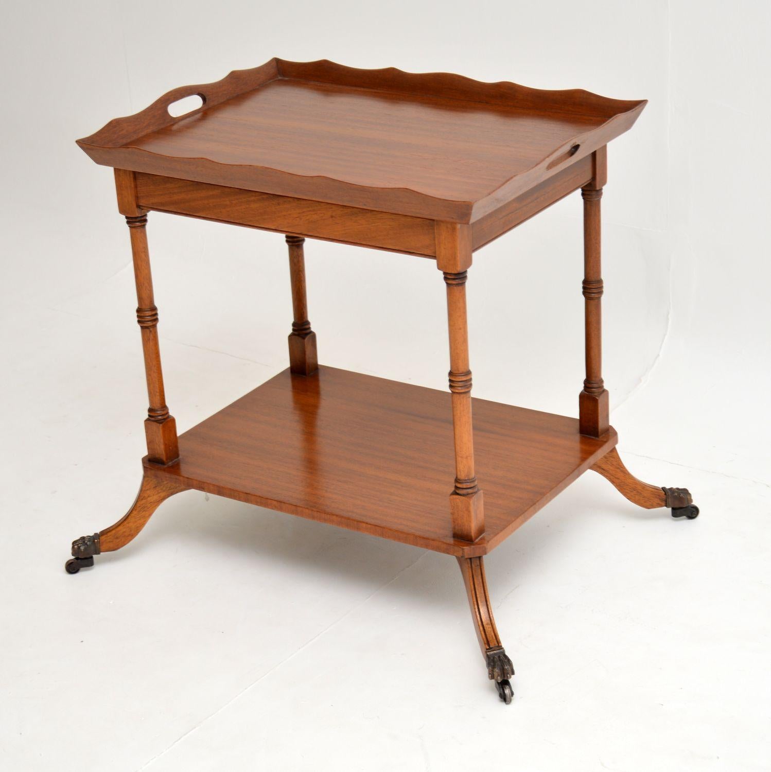 Antique Regency Style Mahogany Drinks or Serving Trolley In Good Condition In London, GB