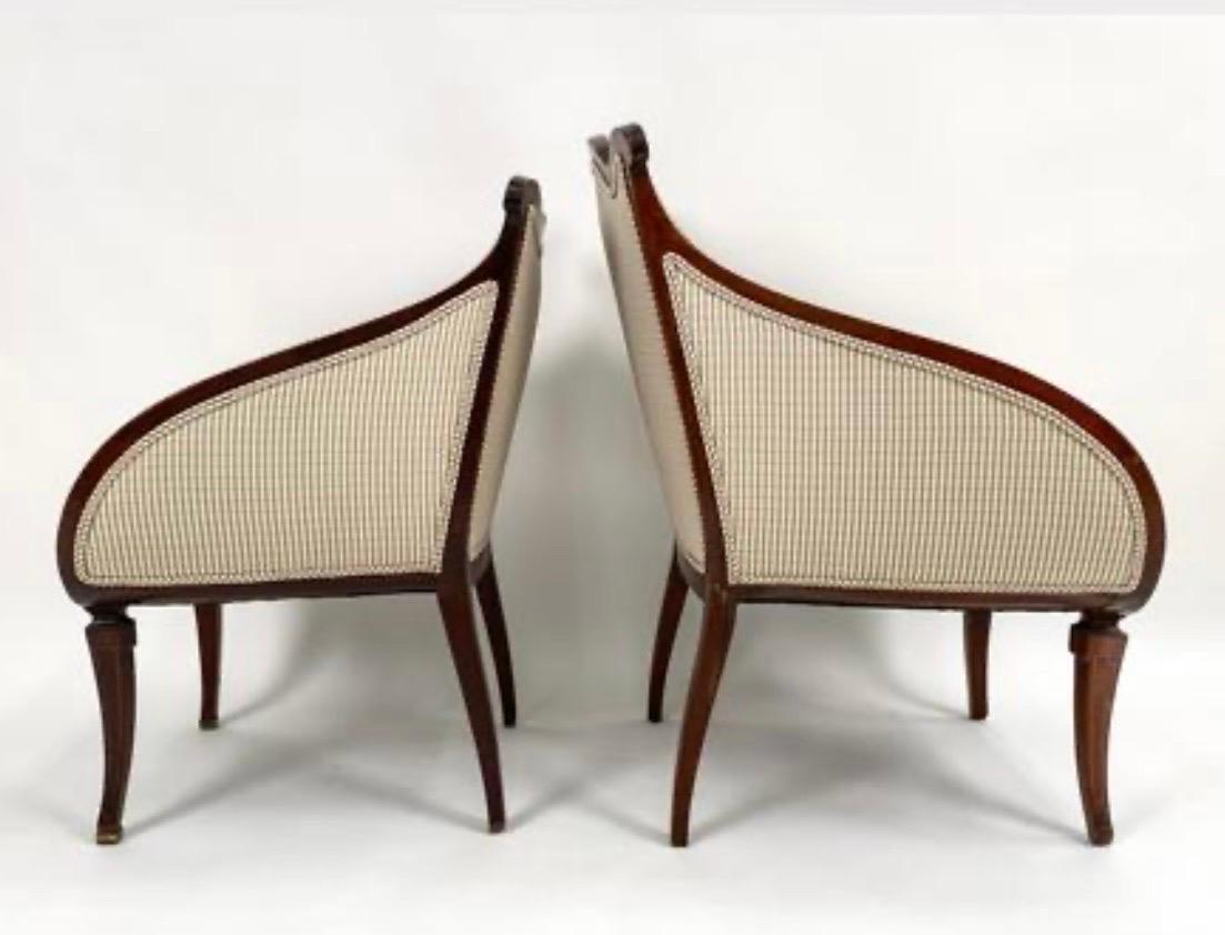 Antique Regency Style Mahogany Inlay His & Hers Armchairs Chairs Set of Two In Good Condition In West Hartford, CT