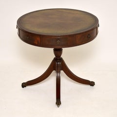 Table tambour ancienne de style Regency en acajou avec dessus en cuir