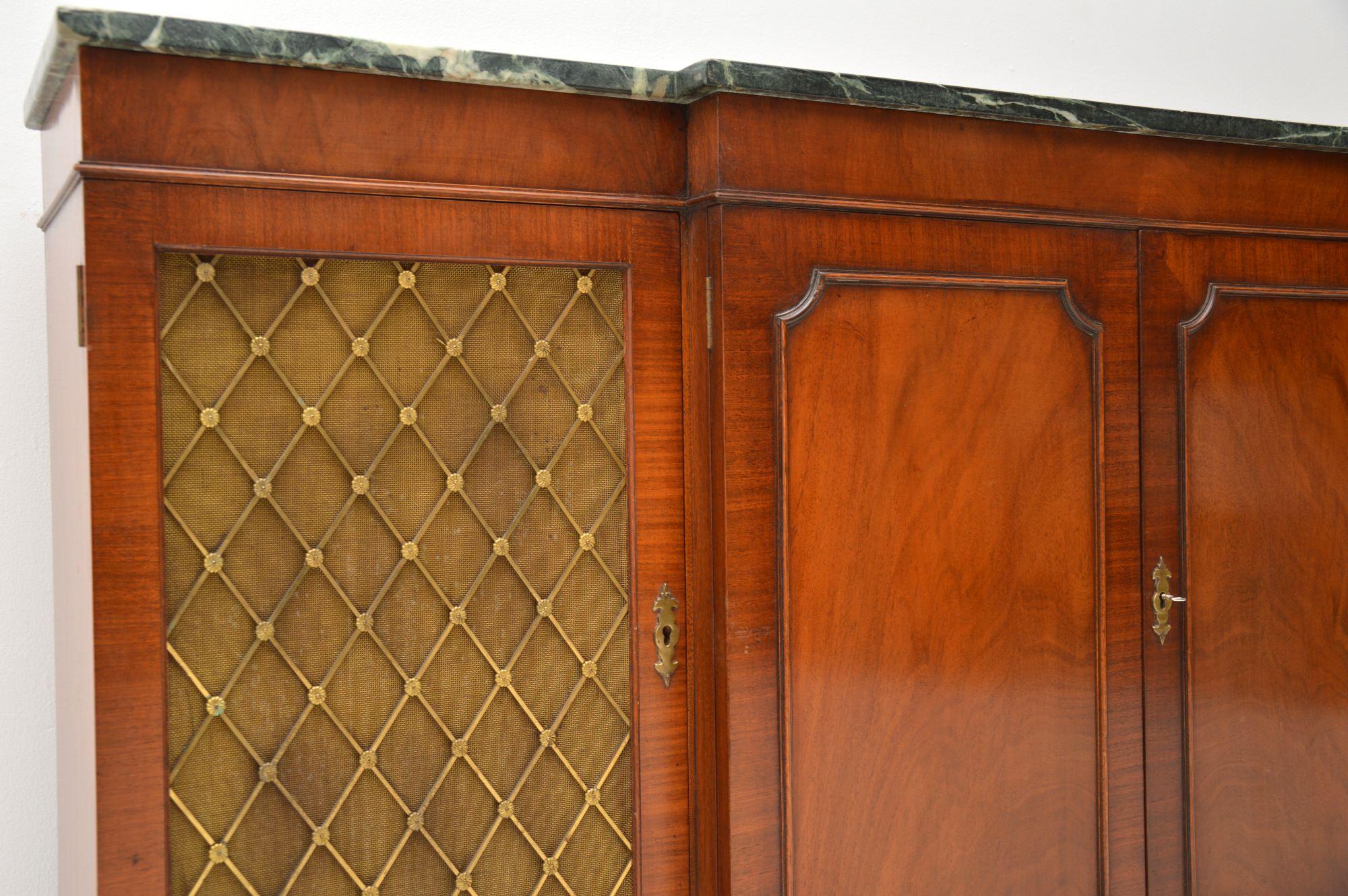 Antique Regency Style Mahogany Sideboard In Good Condition In London, GB