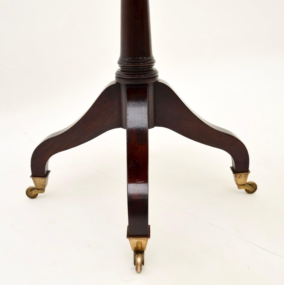 Antique Regency Style Occasional Side Table For Sale 1