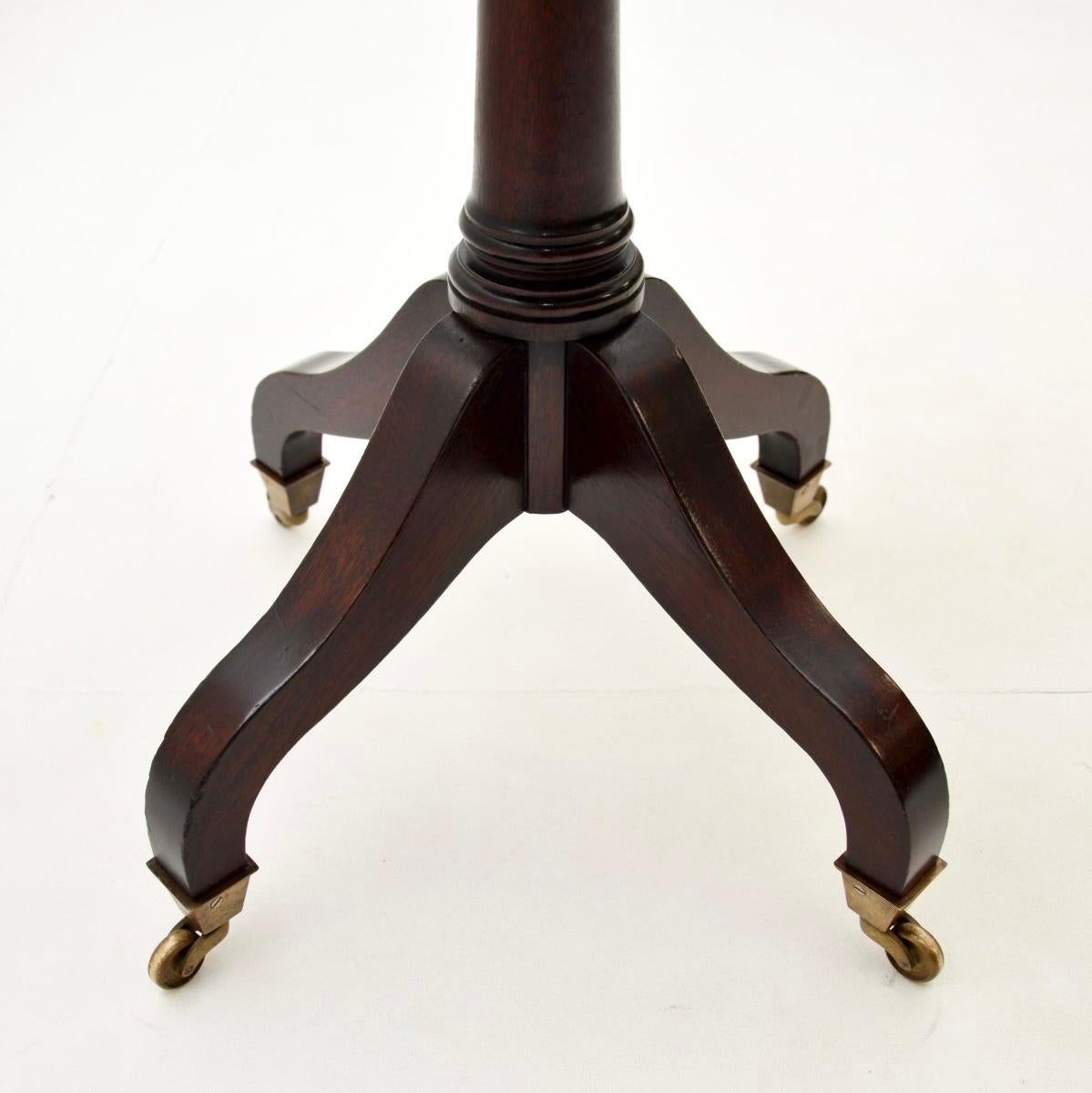Antique Regency Style Occasional Side Table For Sale 2