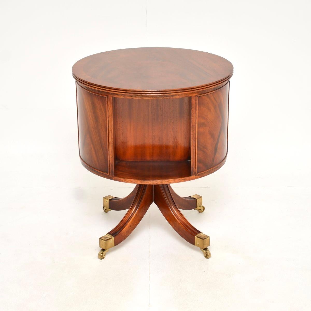 Antique Regency Style Revolving Drum Table In Good Condition For Sale In London, GB