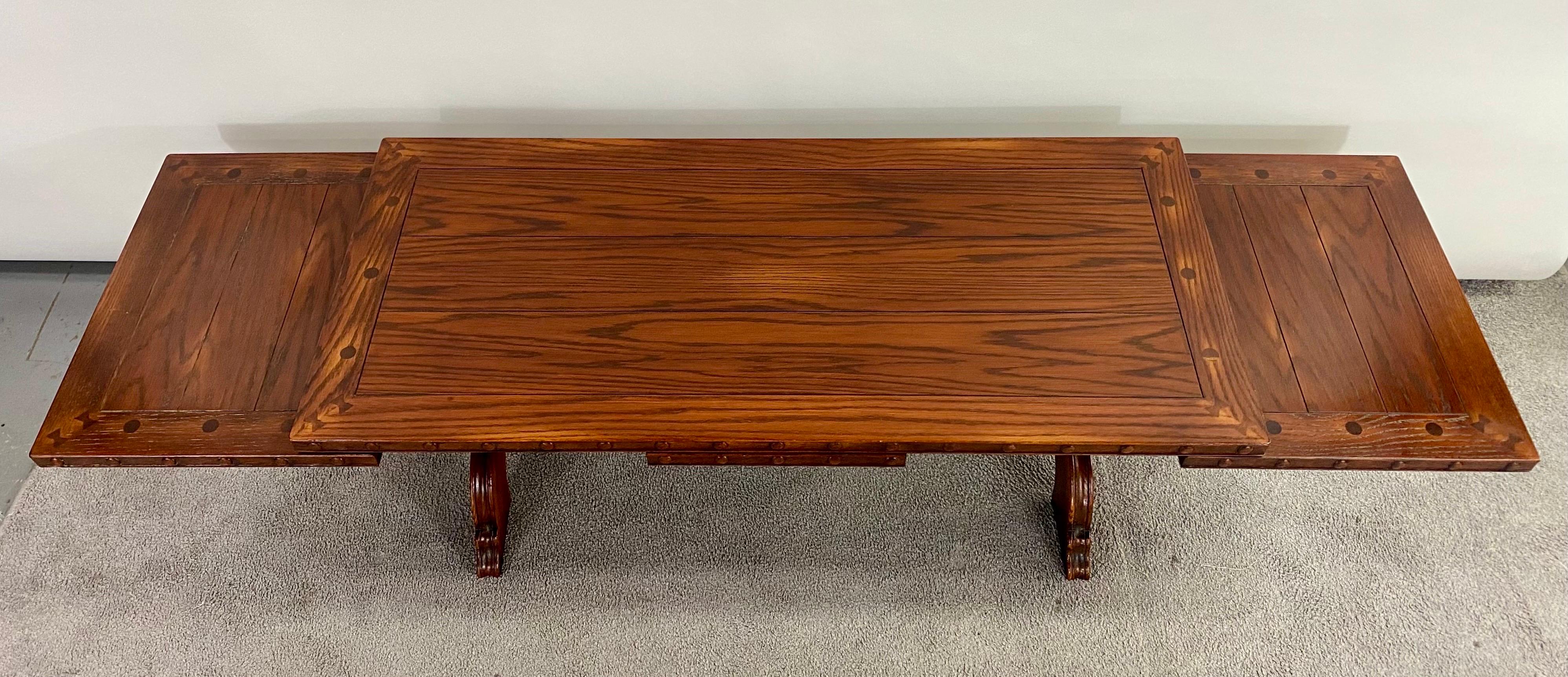 Antique Regency Style Rosewood Coffee or Cocktail Table with Two Extensions In Good Condition For Sale In Plainview, NY