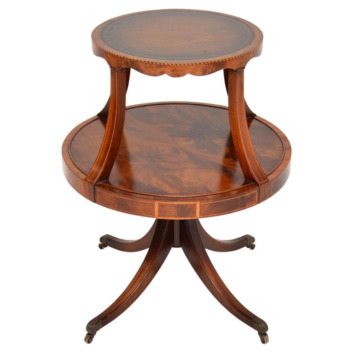 Antiker Tisch im Regency-Stil mit zwei Ebenen