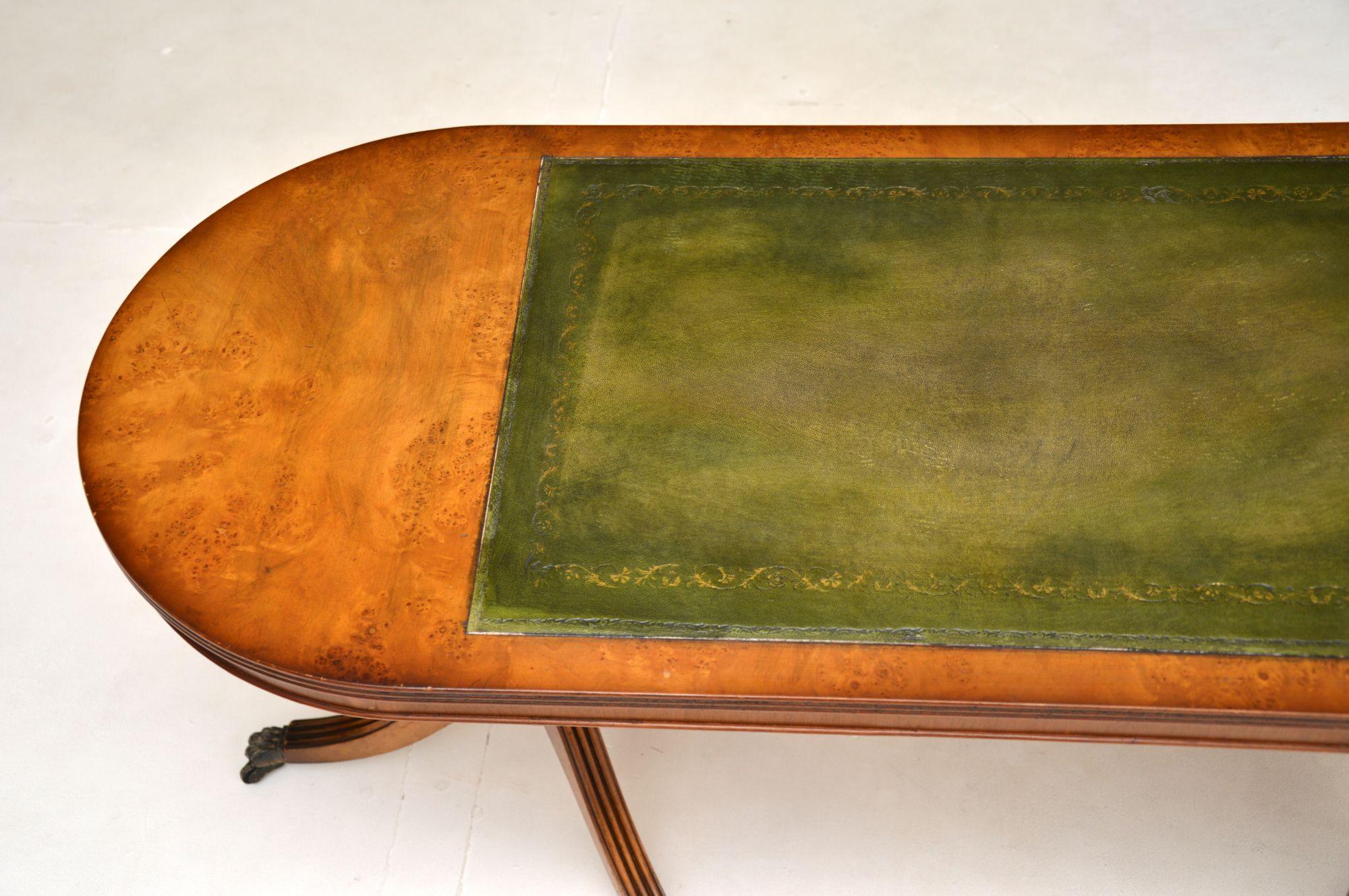 Antique Regency Style Walnut and Leather Coffee Table In Good Condition For Sale In London, GB