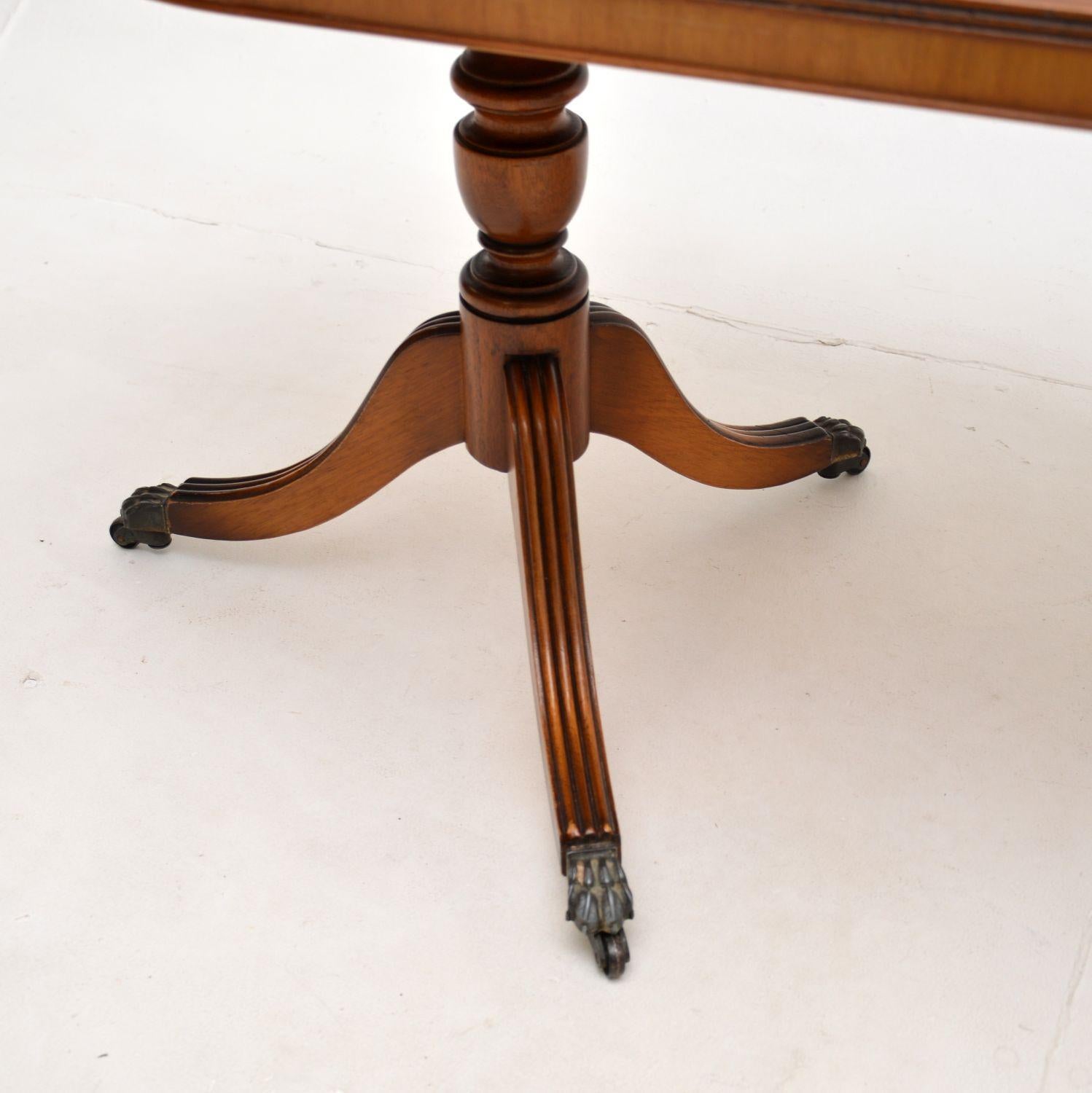 Antique Regency Style Walnut and Leather Coffee Table For Sale 2