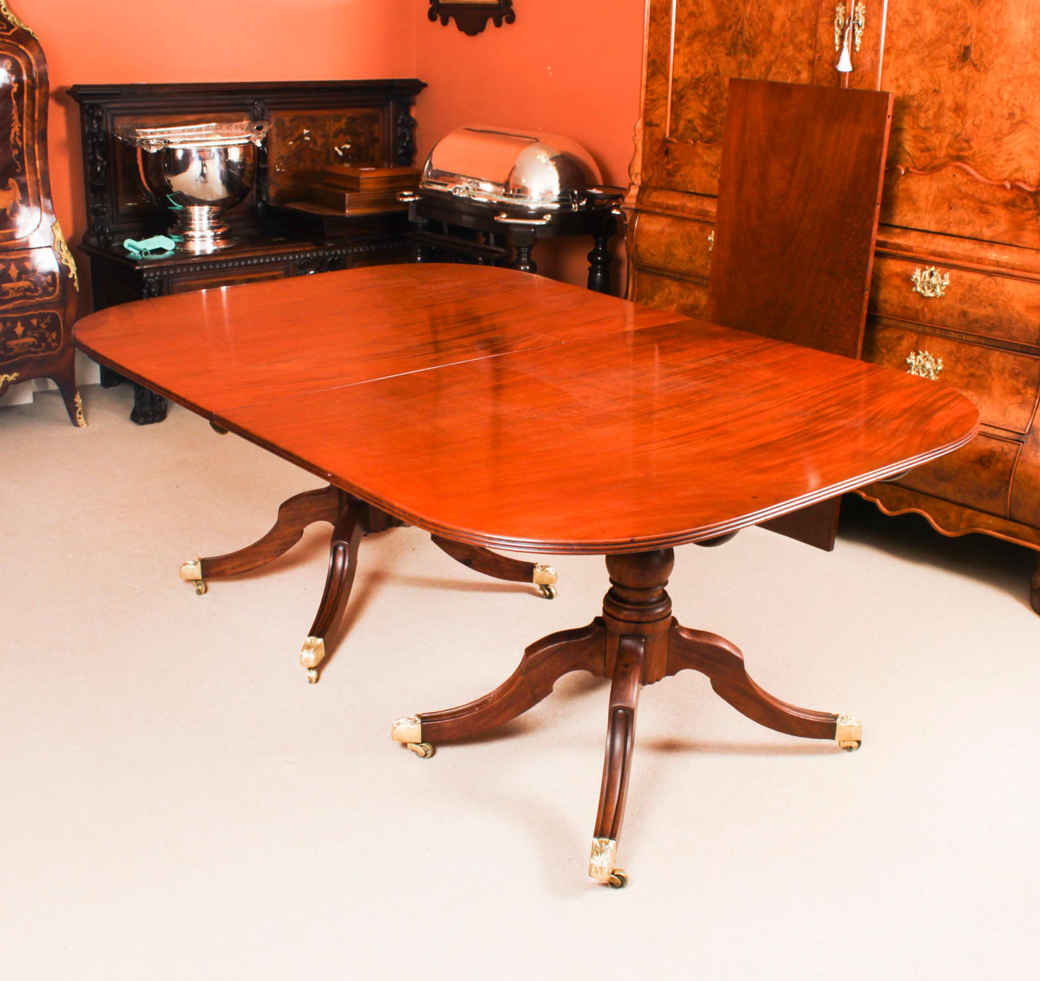 Mahogany Antique Regency Twin Pillar Dining Table 19th C & 8 Queen Anne Chairs