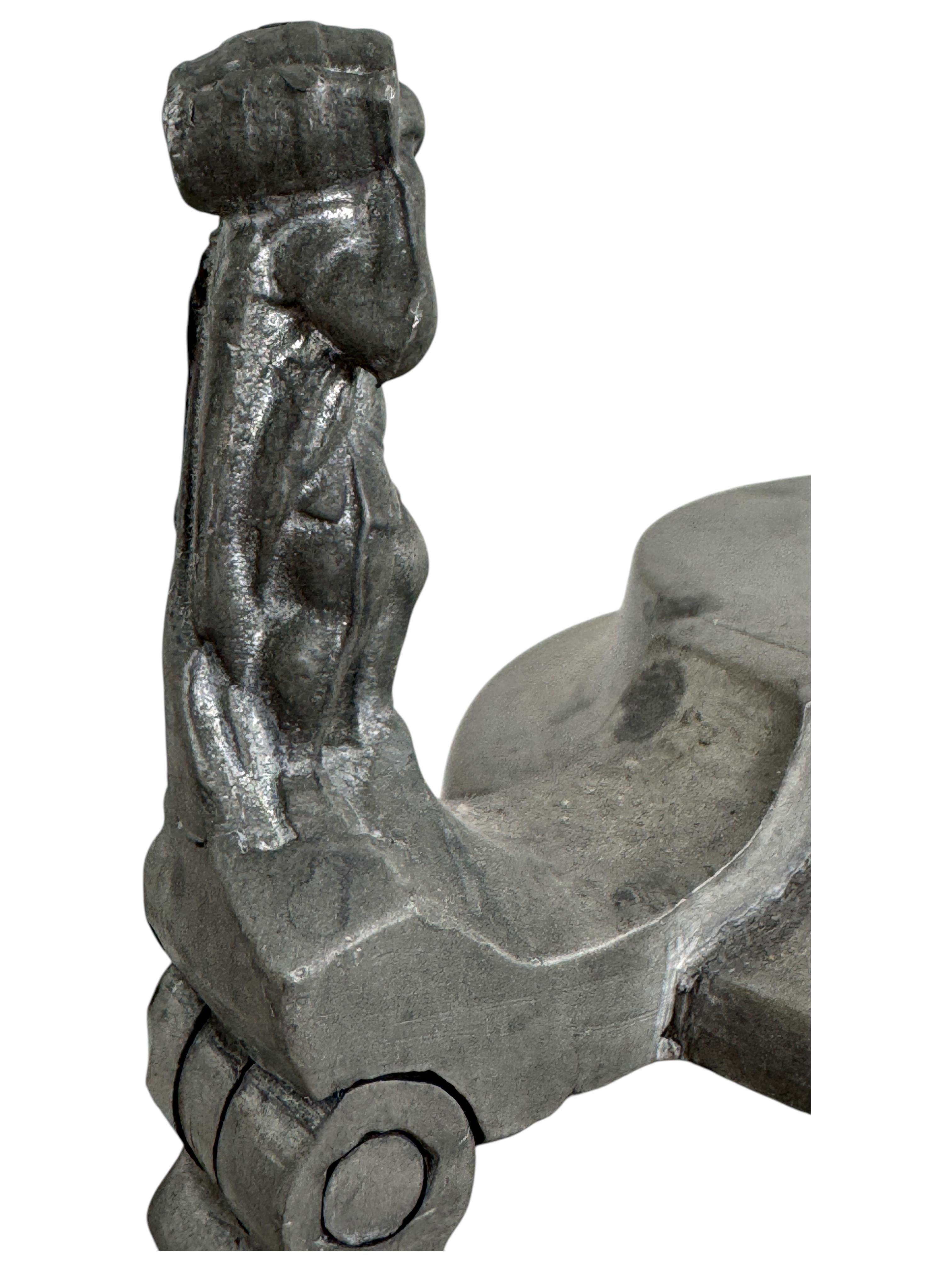 Antigua Cerveza de 1 Litro con Tapa de Cerveza de Regensburg Stein Gnome Rest, 1880s o más antigua en venta 2