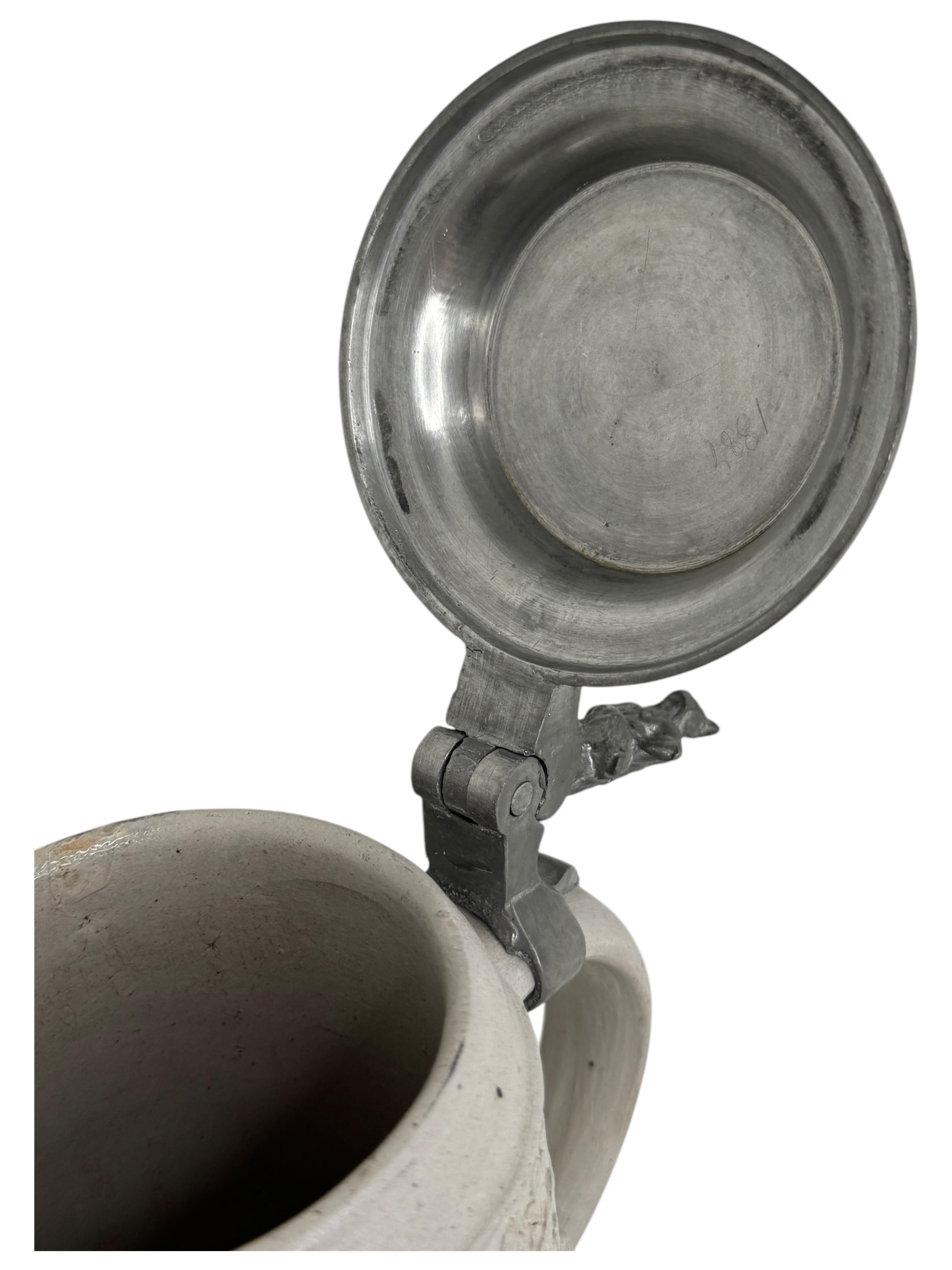 Antigua Cerveza de 1 Litro con Tapa de Cerveza de Regensburg Stein Gnome Rest, 1880s o más antigua en venta 9