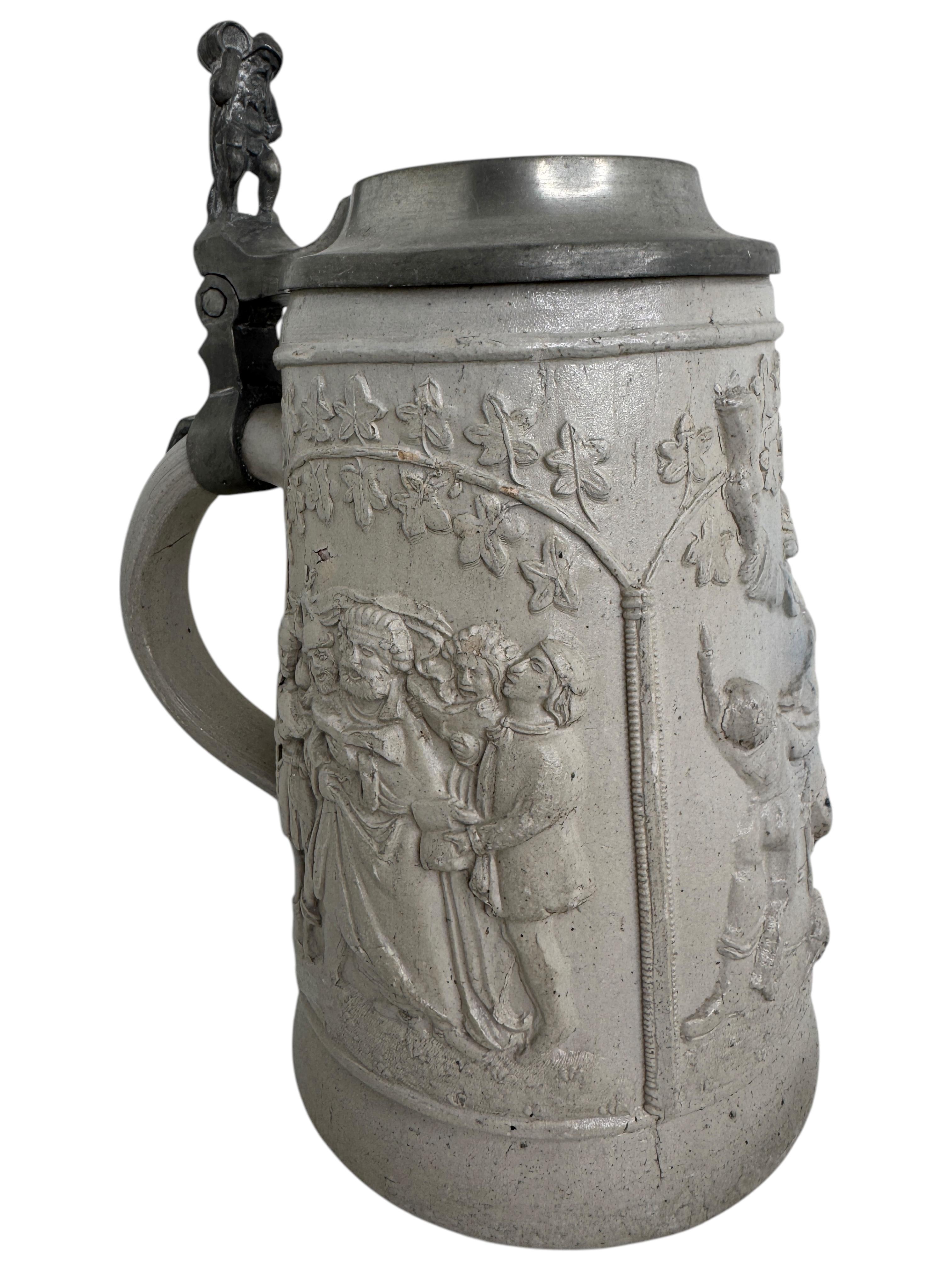 Antigua Cerveza de 1 Litro con Tapa de Cerveza de Regensburg Stein Gnome Rest, 1880s o más antigua Alemán en venta