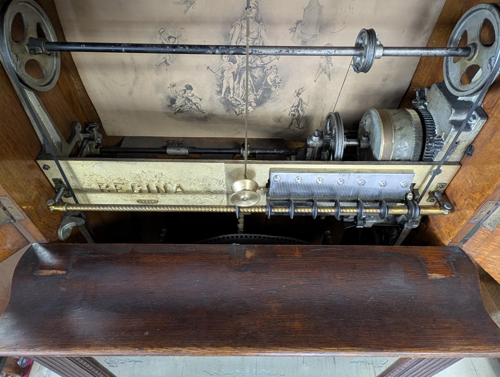 Scatola musicale antica Regina con disco che cambia Oak in vendita 9