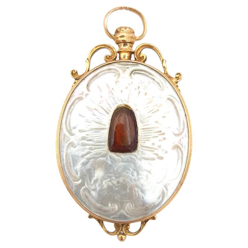 Pendentif reliquaire ancien 18ème siècle en or 18k