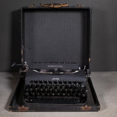 Antique Remington Envoy Portable Typewriter c.1942