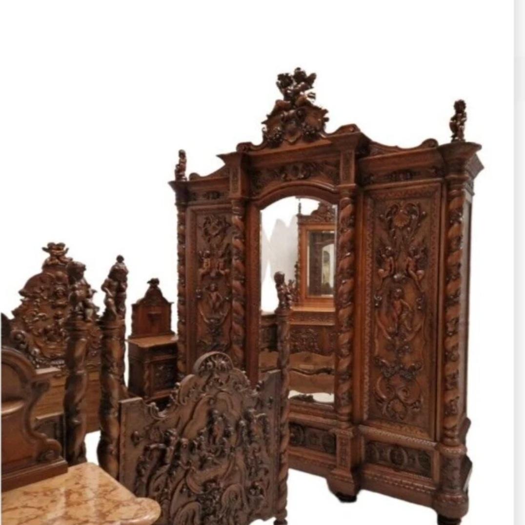 Antikes Renaissance-Schlafzimmer-Set aus geschnitztem Holz im Angebot 12