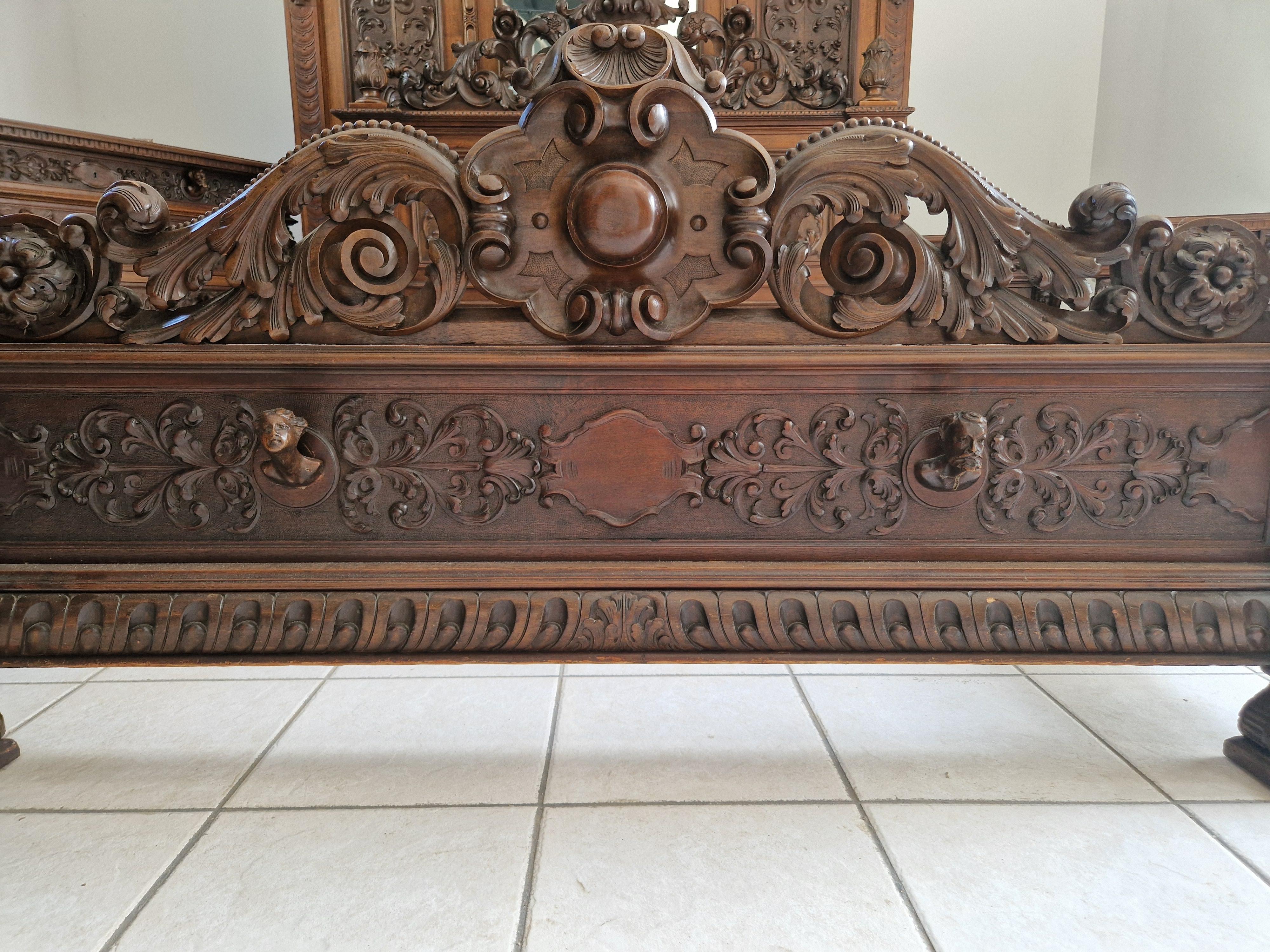 Antique Renaissance Bedroom Set Italian Bambocci For Sale 12