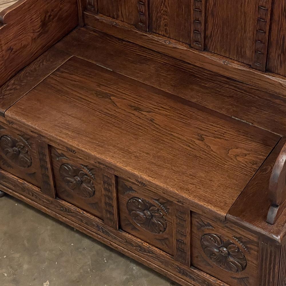 20th Century Antique Renaissance Hall Bench For Sale