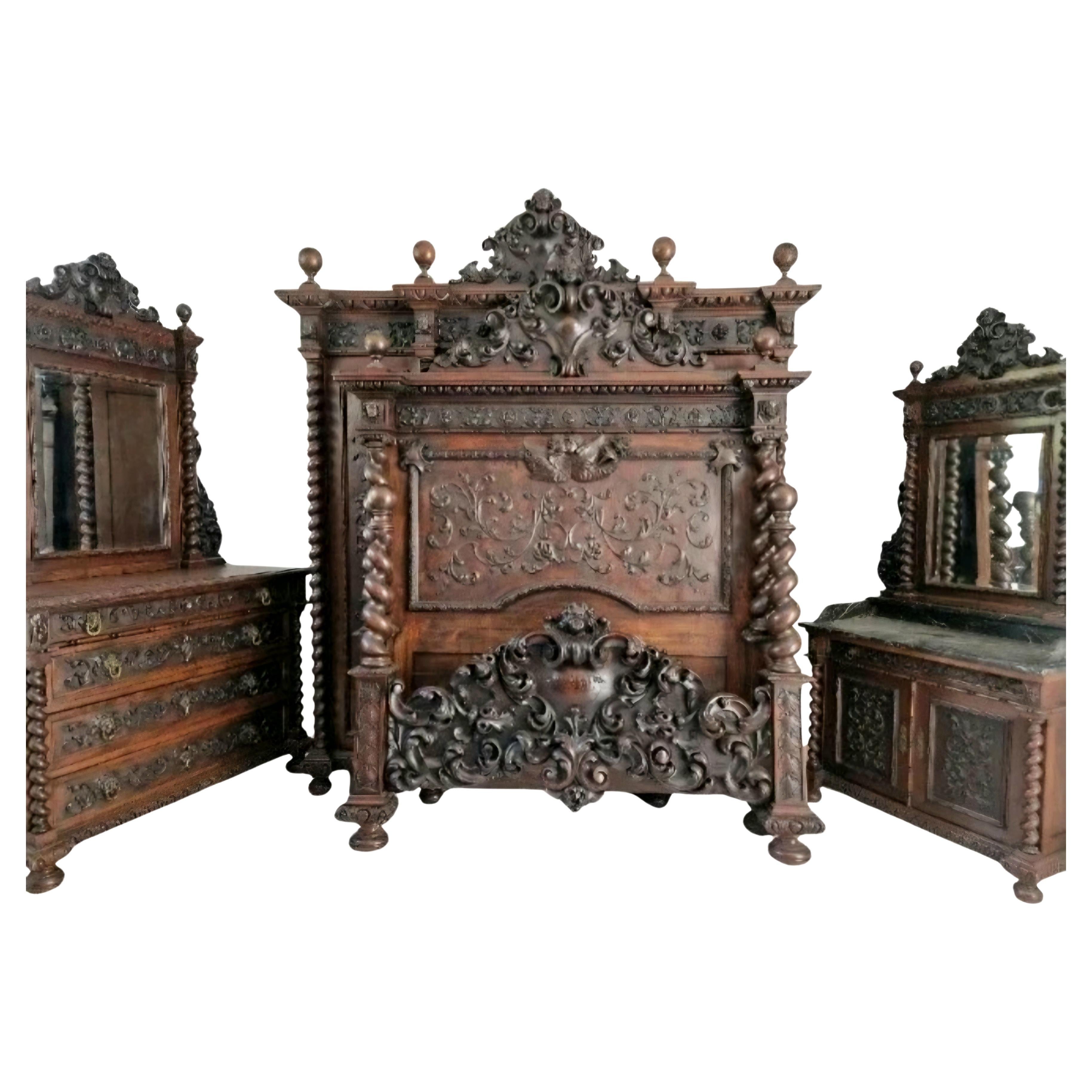 Antique Renaissance Italienne  Ensemble de chambre à coucher présenté dans un film en vente