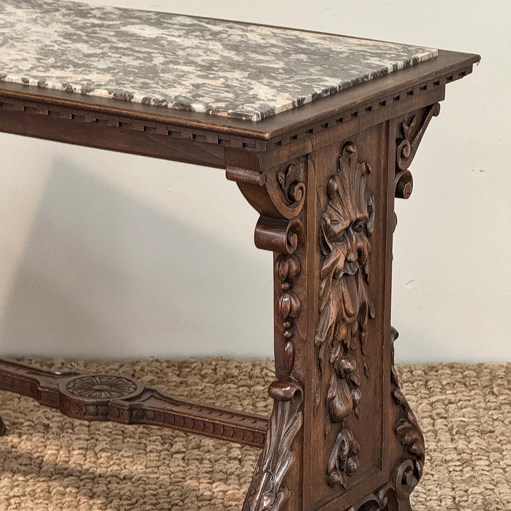 Ancienne table d'appoint Renaissance à plateau en marbre en vente 2