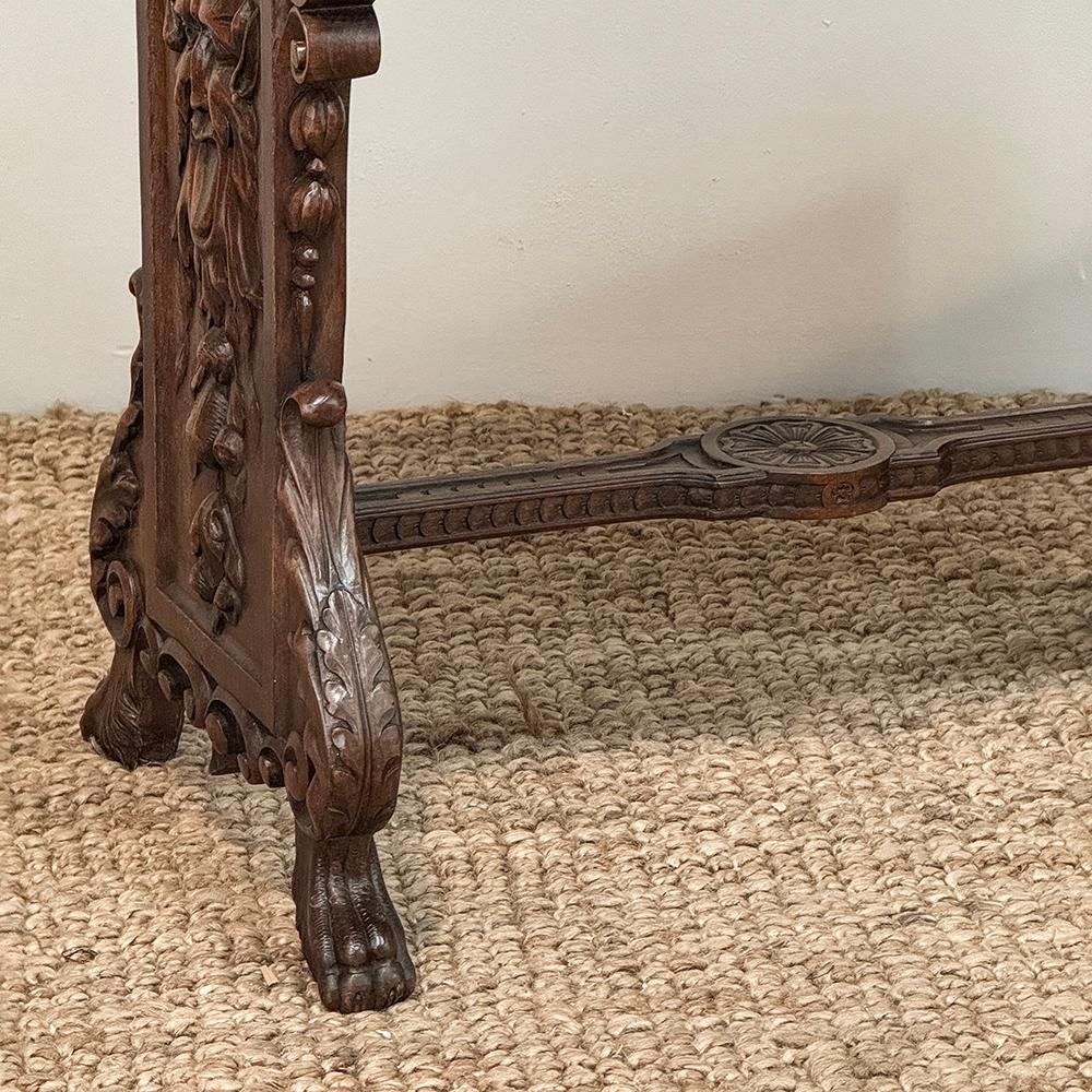 Ancienne table d'appoint Renaissance à plateau en marbre en vente 7