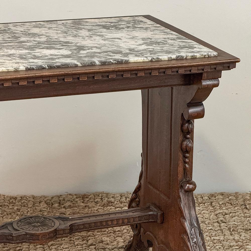 Ancienne table d'appoint Renaissance à plateau en marbre en vente 8