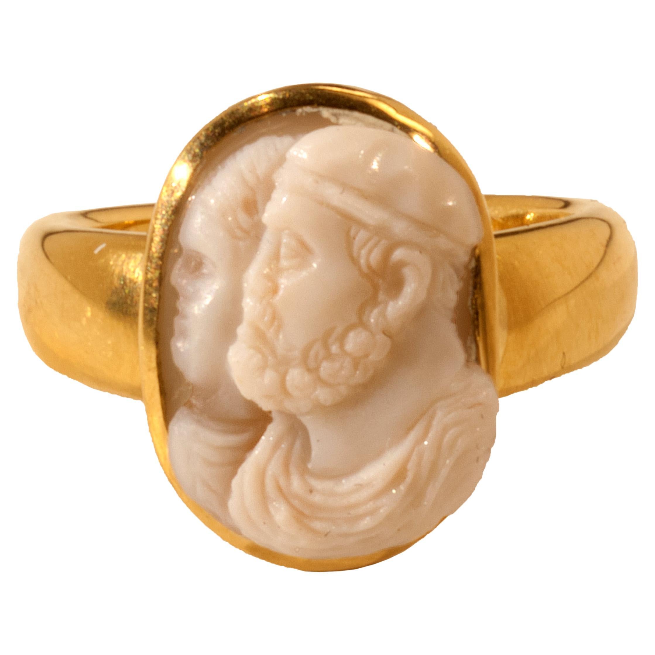 Antique Renaissance Marriage Portrait Cameo in Gold Setting