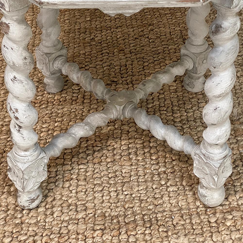 Antique Renaissance Octagonal Painted Center Table, End Table For Sale 7