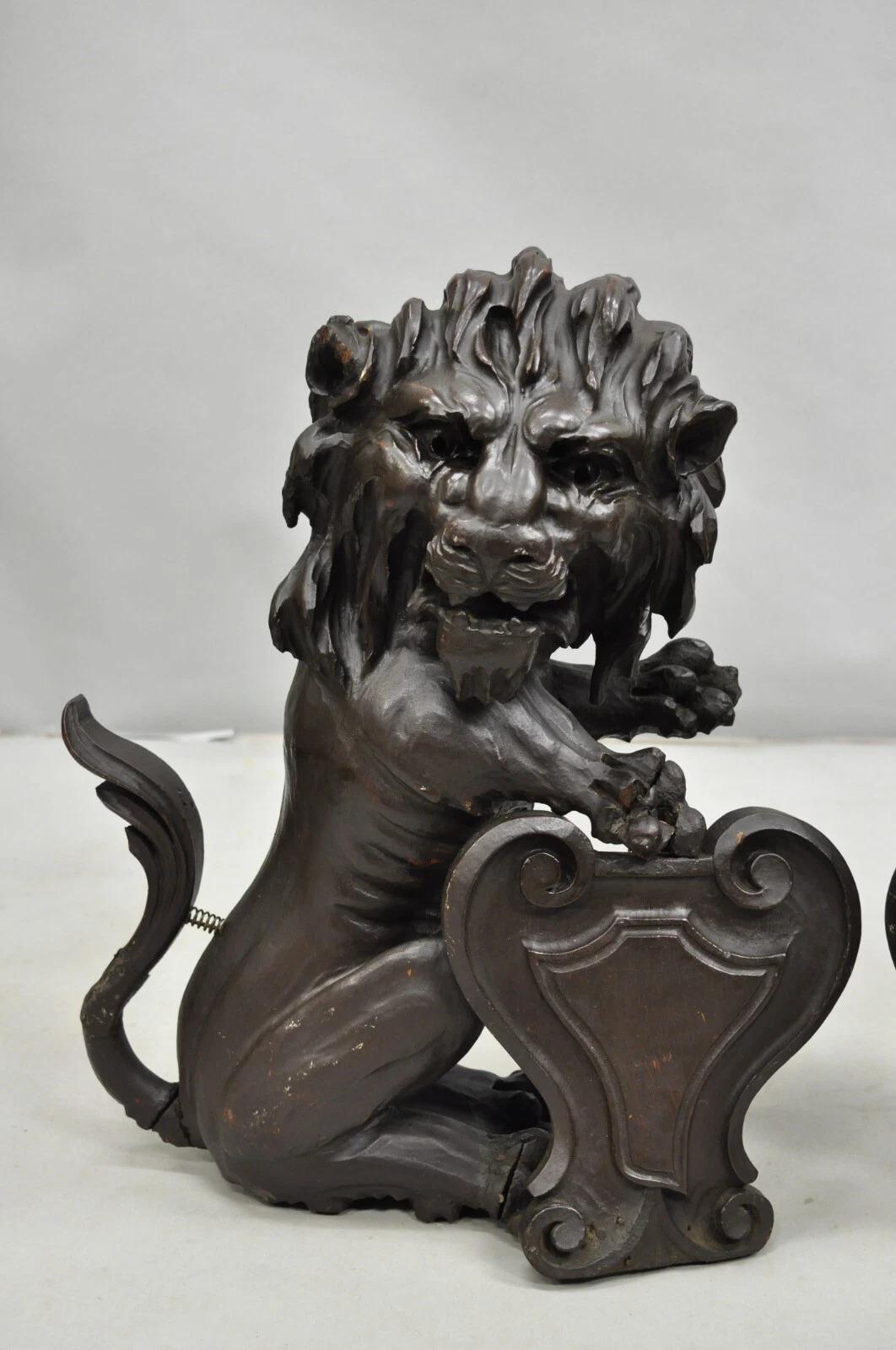 Néo-Renaissance Paire d'éléments architecturaux anciens en bois d'Oak Oak Wood Wood sculpté 20