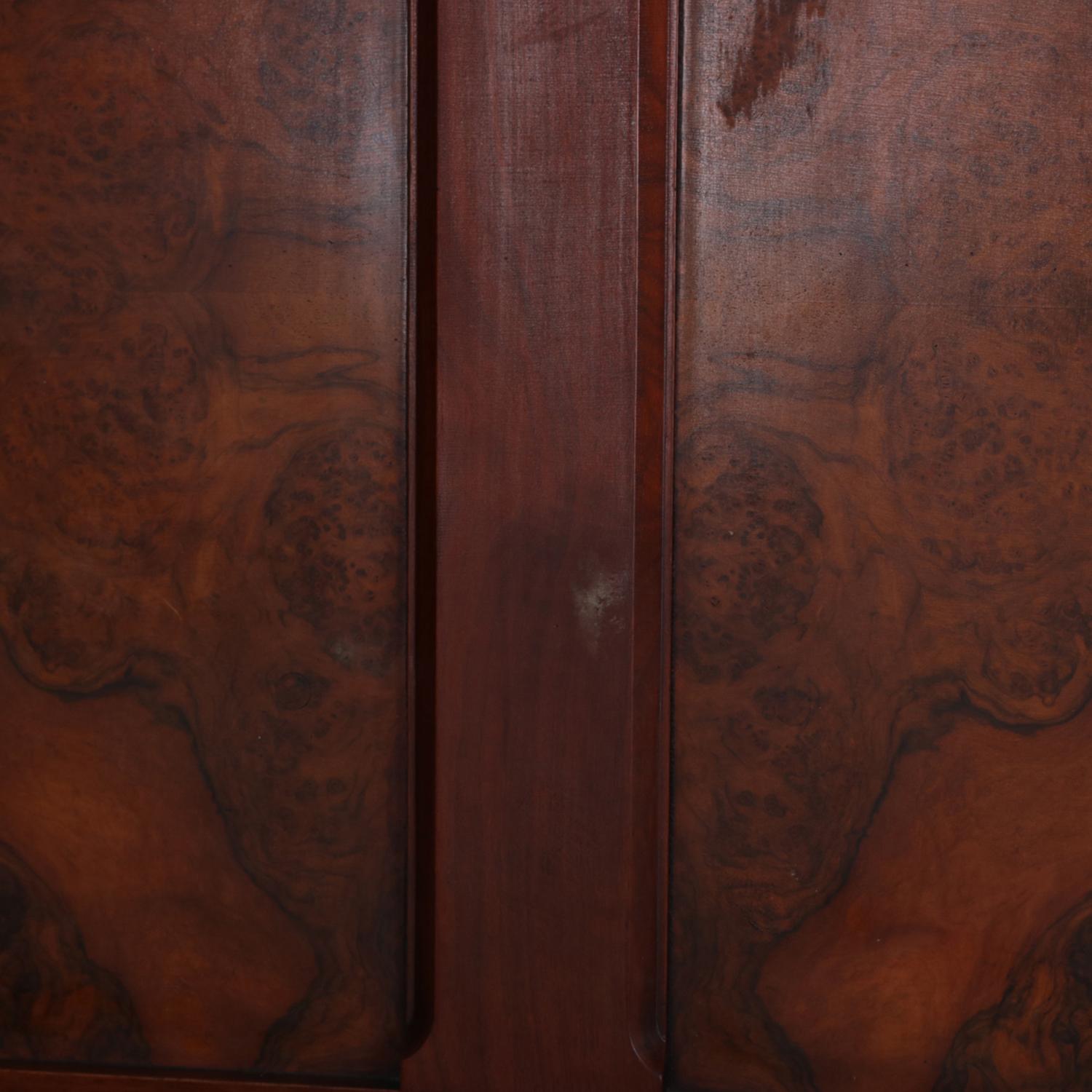 renaissance bed frame